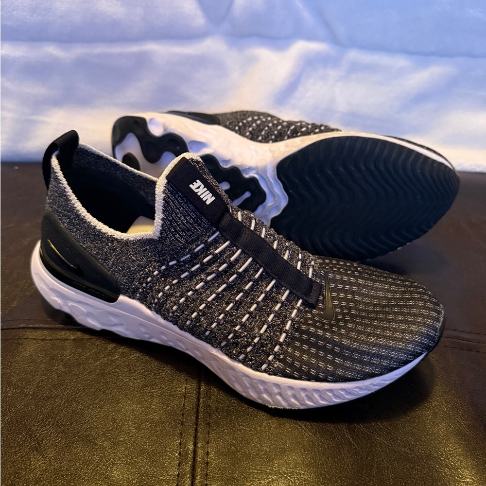 Nike Women’s Phantom Sneakers